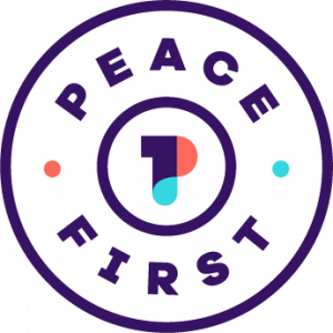 فرص تطوع ومنح مالية لتمويل المشاريع الصغيرة المتعلقة بمجال صنع السلام من منظمة Peace First