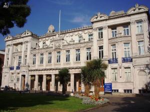 Queen Mary University of London Blockchain in Business and Society International Scholarships, UK 2022-23