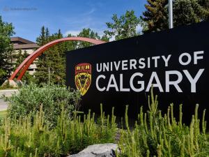 Bourse d'études supérieures en recrutement pour l'anniversaire d'argent de l'Université de Calgary, Alberta Canada