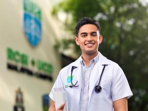 Study medicine in Malaysia in English for international students