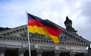 منحة دراسية في ألمانيا لجميع المستويات 2024-2023