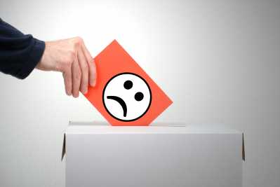 Mastering the Art of Writing a Complaint Letter: Complete Guide with Phrases and Examples